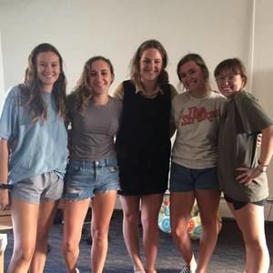 Meet your Posher, Natalie